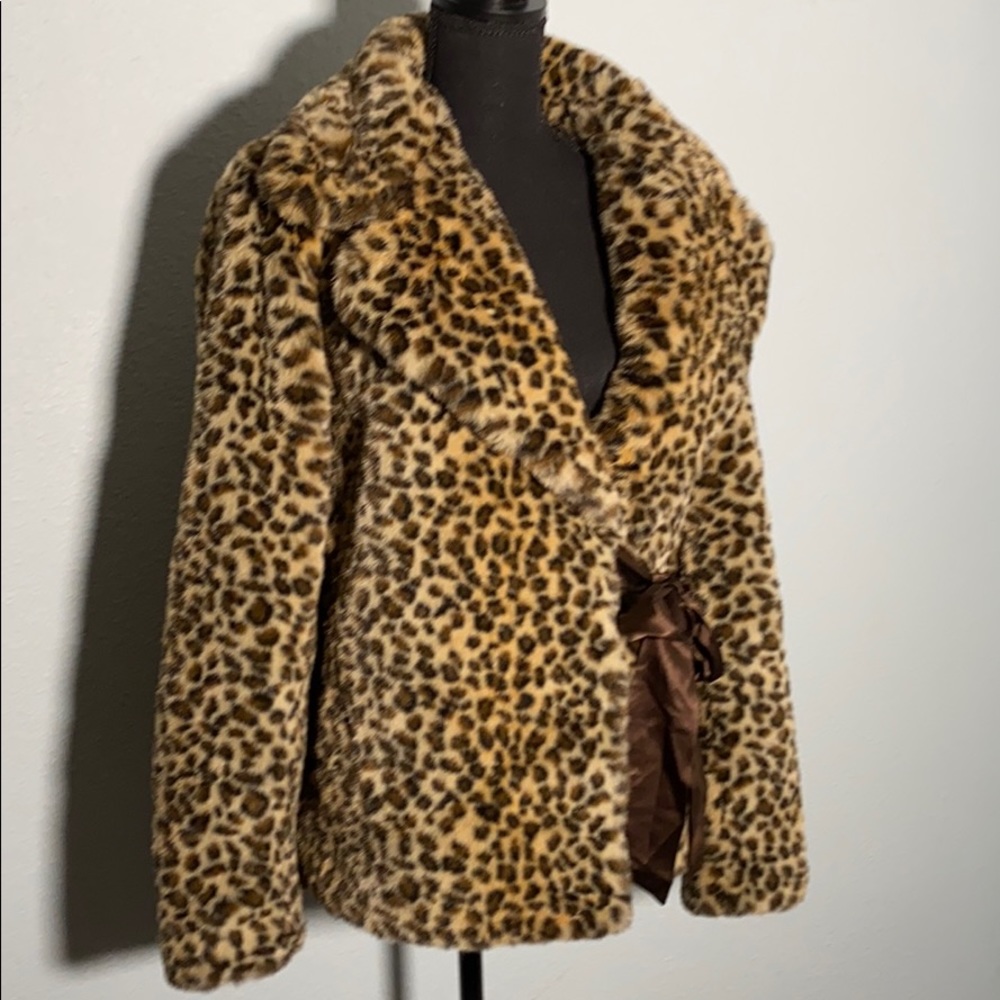 Faux fur animal print Nine West Coat Medium